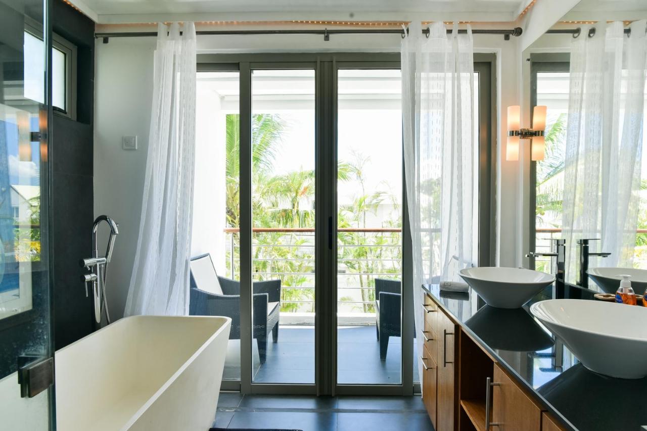 Villa Horizon By Dream Escapes, Beachfront Villa ポワント・オー・カノニエ エクステリア 写真